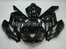 Carica l&#39;immagine nel visualizzatore di Gallery, All Black No decals - CBR1000RR 04-05 Fairing Kit - Vehicles