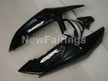 Carica l&#39;immagine nel visualizzatore di Gallery, All Black Factory Style - CBR 919 RR 98-99 Fairing Kit -