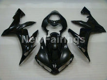 Carica l&#39;immagine nel visualizzatore di Gallery, All Black Factory Style - YZF-R1 04-06 Fairing Kit