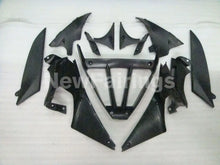 Carica l&#39;immagine nel visualizzatore di Gallery, All Black Factory Style - YZF-R1 04-06 Fairing Kit