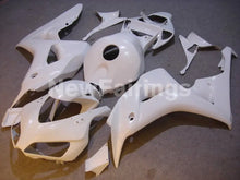 Carica l&#39;immagine nel visualizzatore di Gallery, All White No decals - CBR1000RR 06-07 Fairing Kit - Vehicles