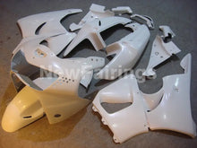 Carica l&#39;immagine nel visualizzatore di Gallery, All White No decals - CBR 919 RR 98-99 Fairing Kit -