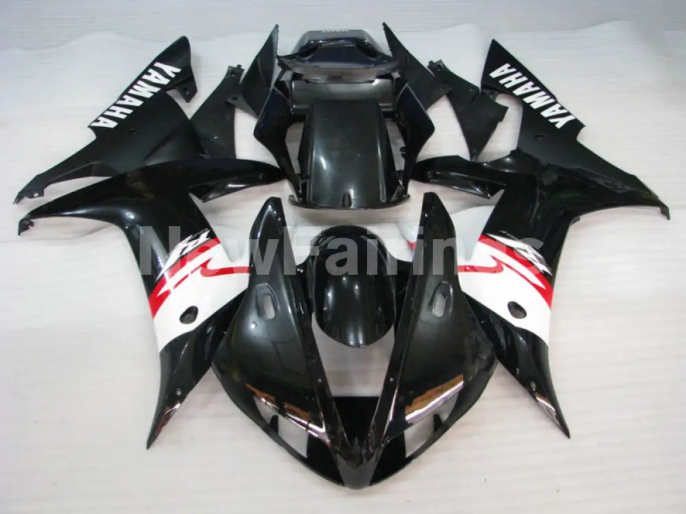 Black and White Factory Style - YZF-R1 02-03 Fairing Kit