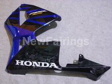 Carica l&#39;immagine nel visualizzatore di Gallery, Black and Deep Blue Factory Style - CBR600RR 03-04 Fairing