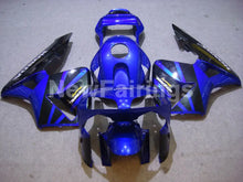 Carica l&#39;immagine nel visualizzatore di Gallery, Black and Deep Blue Factory Style - CBR600RR 03-04 Fairing