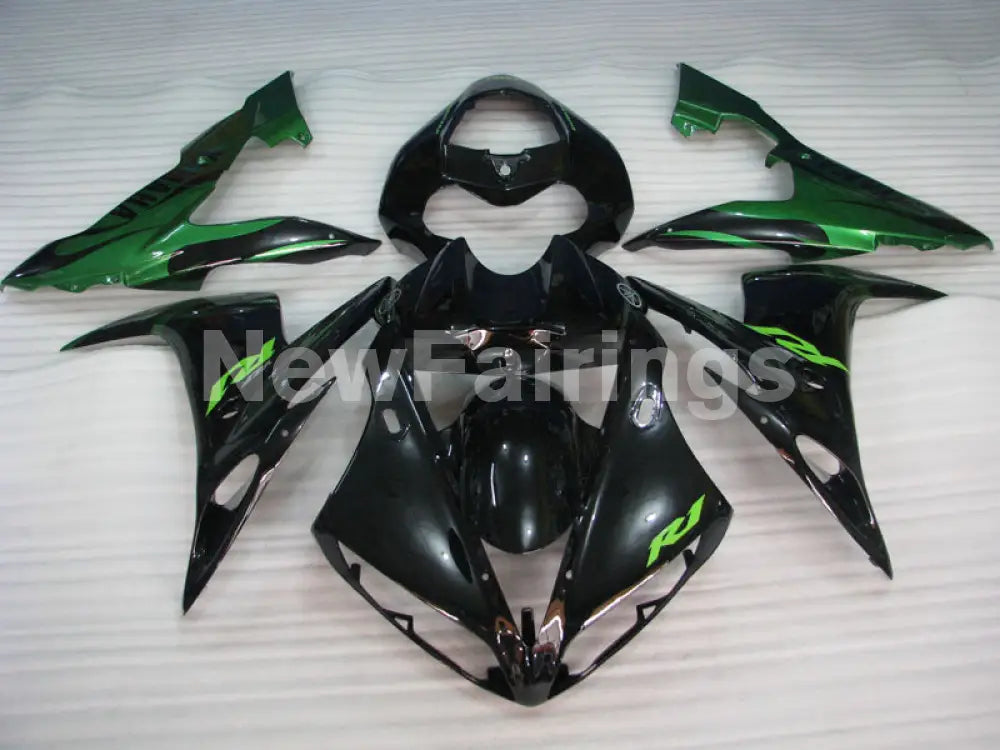 Black and Green Flame - YZF-R1 04-06 Fairing Kit - Vehicles