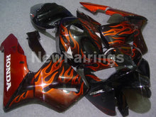 Carica l&#39;immagine nel visualizzatore di Gallery, Black and Orange Flame - CBR600RR 05-06 Fairing Kit -