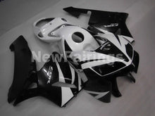 Carica l&#39;immagine nel visualizzatore di Gallery, Black White Factory Style - CBR600RR 05-06 Fairing Kit -