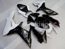 Carica l&#39;immagine nel visualizzatore di Gallery, Black White Factory Style - GSX-R600 11-24 Fairing Kit