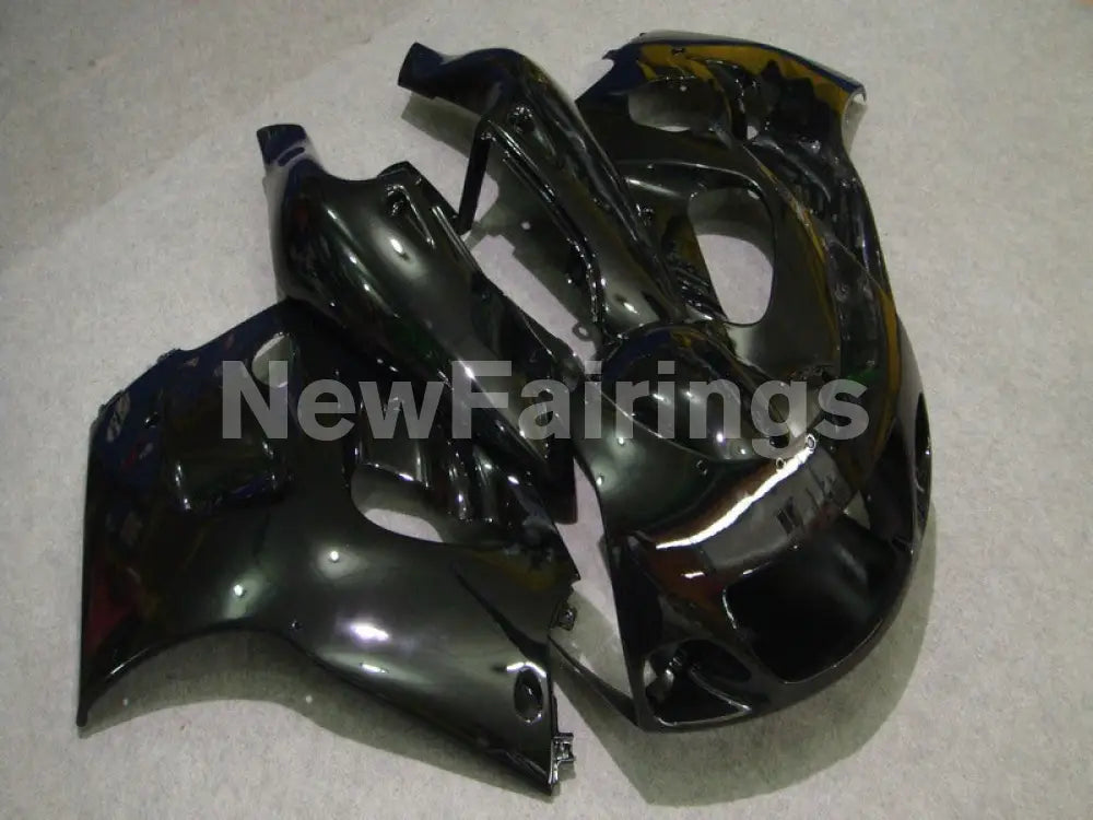 Gloss Black No decals - GSX-R750 96-99 Fairing Kit