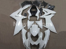 Carica l&#39;immagine nel visualizzatore di Gallery, Gloss White No decals - GSX-R600 11-24 Fairing Kit