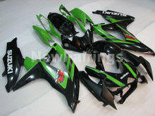 Carica l&#39;immagine nel visualizzatore di Gallery, Green and Black Factory Style - GSX-R750 08-10 Fairing Kit