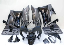 Carica l&#39;immagine nel visualizzatore di Gallery, Grey and Black Factory Style - CBR 900 RR 96-97 Fairing Kit