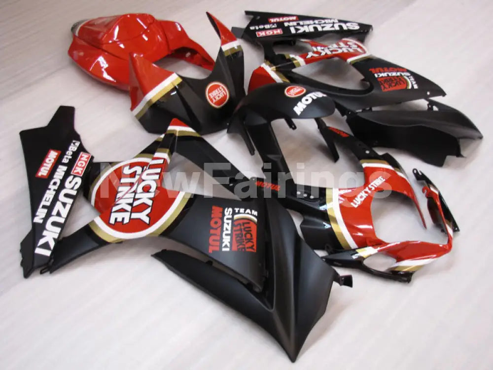 Matte Black and Red Lucky Strike - GSX - R1000 07 - 08