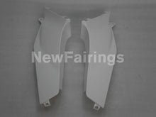 Carica l&#39;immagine nel visualizzatore di Gallery, Matte White No decals - CBR600RR 03-04 Fairing Kit -