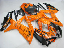 Carica l&#39;immagine nel visualizzatore di Gallery, Orange and Black Corona - GSX-R750 08-10 Fairing Kit