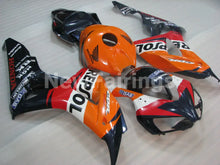 Carica l&#39;immagine nel visualizzatore di Gallery, Orange Deep Blue and Red Repsol - CBR1000RR 06-07 Fairing