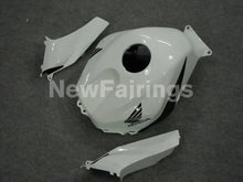 Carica l&#39;immagine nel visualizzatore di Gallery, Pearl White and Black Factory Style - CBR600RR 03-04 Fairing