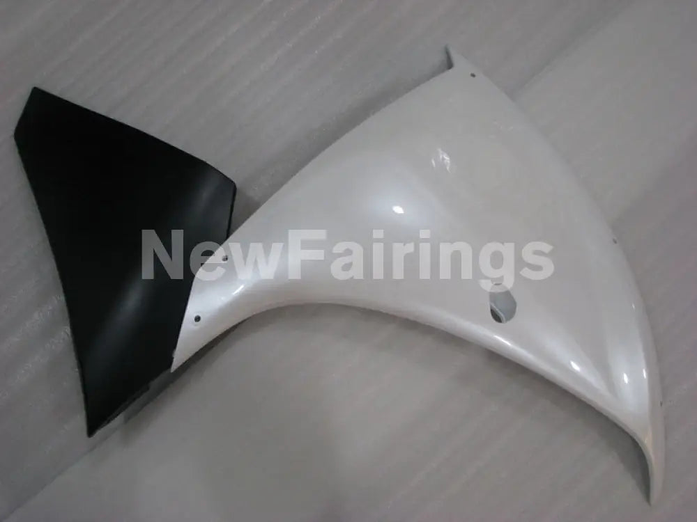 Pearl White Matte Black decals - YZF-R1 09-11 Fairing Kit