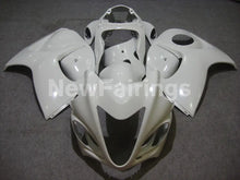 Carica l&#39;immagine nel visualizzatore di Gallery, Pearl White No decals - GSX1300R Hayabusa 08-20 Fairing Kit