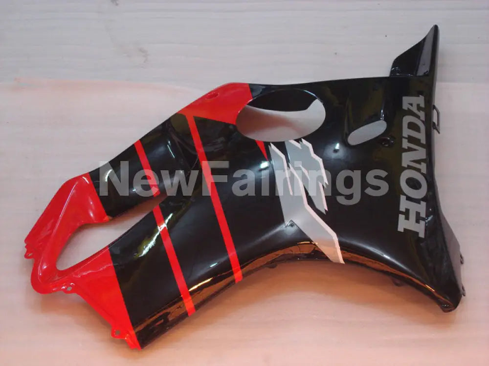 Red and Black Factory Style - CBR600 F4 99-00 Fairing Kit -