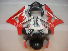 Carica l&#39;immagine nel visualizzatore di Gallery, Red and White Black Factory Style - CBR 929 RR 00-01 Fairing