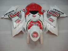 Carica l&#39;immagine nel visualizzatore di Gallery, Red and White Lucky Strike - GSX - R1000 07 - 08 Fairing