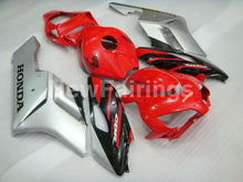 Carica l&#39;immagine nel visualizzatore di Gallery, Red Black and Silver Factory Style - CBR1000RR 04-05 Fairing