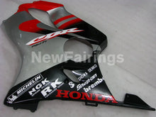 Carica l&#39;immagine nel visualizzatore di Gallery, Red and Black Silver Factory Style - CBR600 F4i 04-06