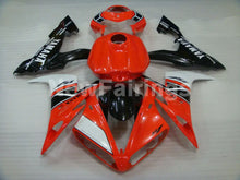 Carica l&#39;immagine nel visualizzatore di Gallery, Red White Black Factory Style - YZF-R1 04-06 Fairing Kit