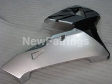 Carica l&#39;immagine nel visualizzatore di Gallery, Silver and Black Factory Style - CBR600RR 05-06 Fairing Kit