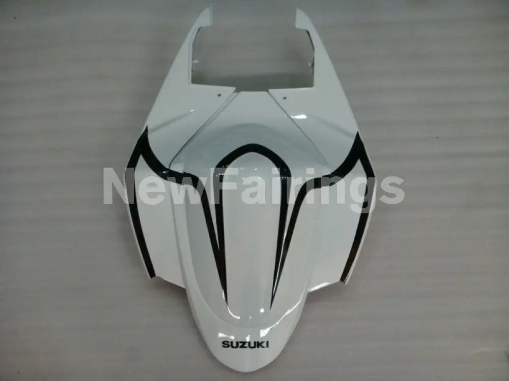 White and Black Corona - GSX - R1000 05 - 06 Fairing Kit