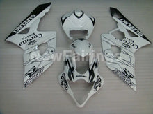 Carica l&#39;immagine nel visualizzatore di Gallery, White and Black Corona - GSX - R1000 05 - 06 Fairing Kit