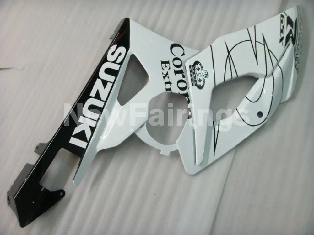 White and Black Corona - GSX - R1000 05 - 06 Fairing Kit