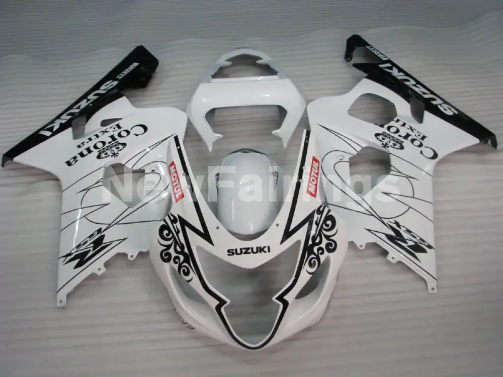 White and Black Corona - GSX-R600 04-05 Fairing Kit -