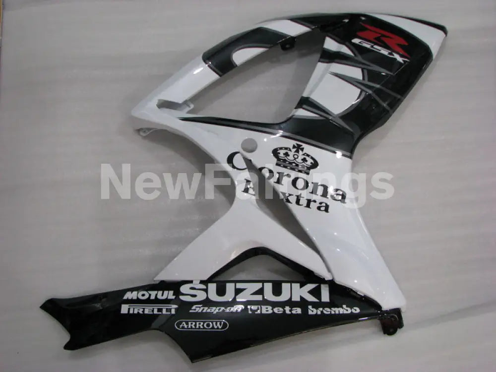 White and Black Corona - GSX-R600 06-07 Fairing Kit -