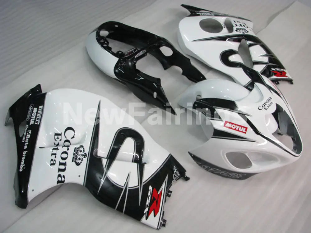 White and Black Corona - GSX1300R Hayabusa 99-07 Fairing