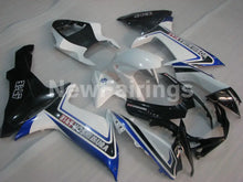 Carica l&#39;immagine nel visualizzatore di Gallery, White and Blue Black Yoshimura - GSX-R600 11-24 Fairing Kit