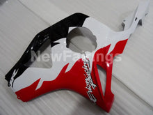 Carica l&#39;immagine nel visualizzatore di Gallery, White and Red Black Factory Style - CBR 954 RR 02-03 Fairing