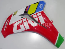 Carica l&#39;immagine nel visualizzatore di Gallery, White and Red GiVi - CBR1000RR 08-11 Fairing Kit - Vehicles