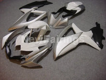 Carica l&#39;immagine nel visualizzatore di Gallery, White and Silver No decals - GSX-R750 08-10 Fairing Kit