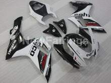 Carica l&#39;immagine nel visualizzatore di Gallery, White and Black Beacon - GSX-R600 11-24 Fairing Kit