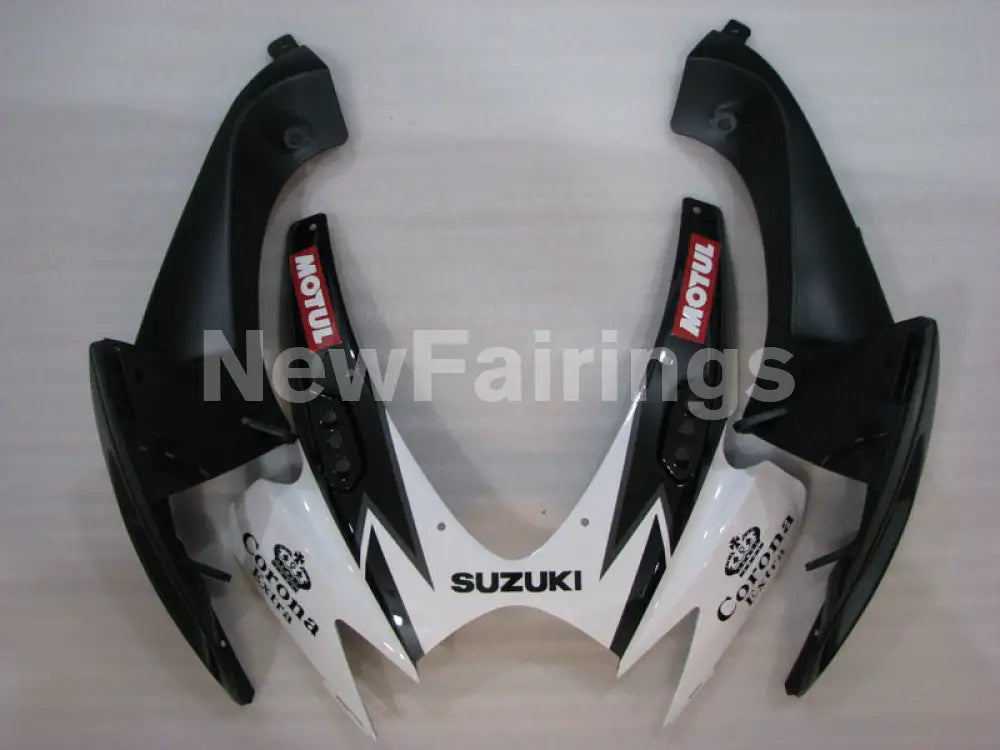 White and Black Corona - GSX-R600 06-07 Fairing Kit -