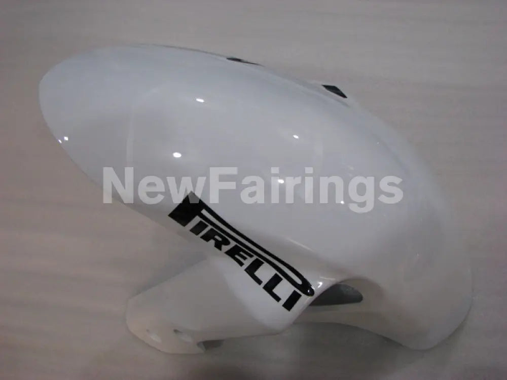 White and Black Corona - GSX-R600 06-07 Fairing Kit -