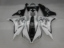 Carica l&#39;immagine nel visualizzatore di Gallery, White and Black PRAMAC - CBR1000RR 06-07 Fairing Kit -