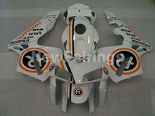 Carica l&#39;immagine nel visualizzatore di Gallery, White and Orange Black Repsol - CBR600RR 05-06 Fairing Kit -