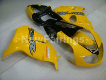 Carica l&#39;immagine nel visualizzatore di Gallery, Yellow and Black Factory Style - TL1000R 98-03 Fairing Kit